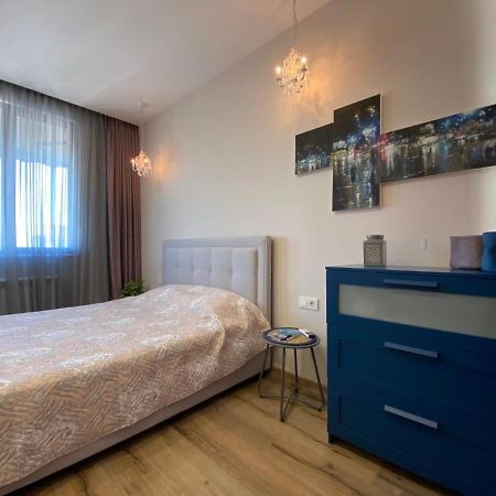 באטומי Nano'S Exclusive Fashionable Apartment מראה חיצוני תמונה