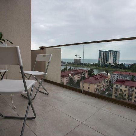 באטומי Nano'S Exclusive Fashionable Apartment מראה חיצוני תמונה
