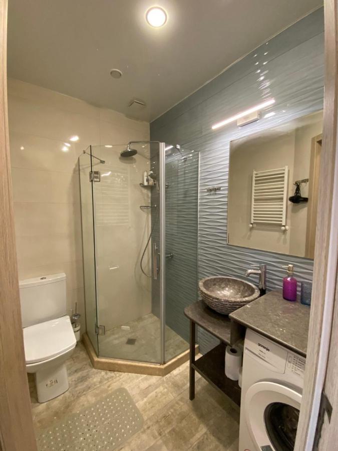 באטומי Nano'S Exclusive Fashionable Apartment מראה חיצוני תמונה