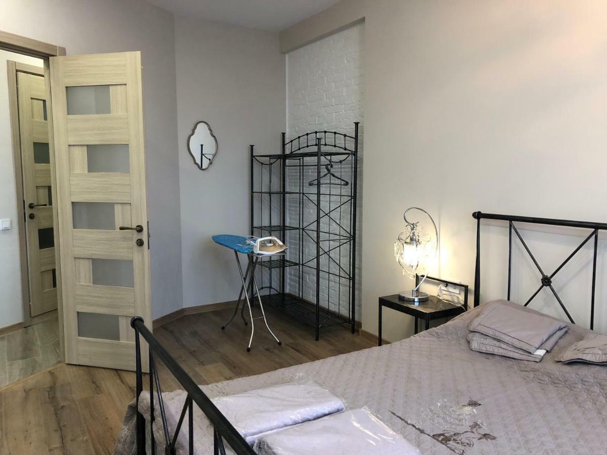 באטומי Nano'S Exclusive Fashionable Apartment מראה חיצוני תמונה