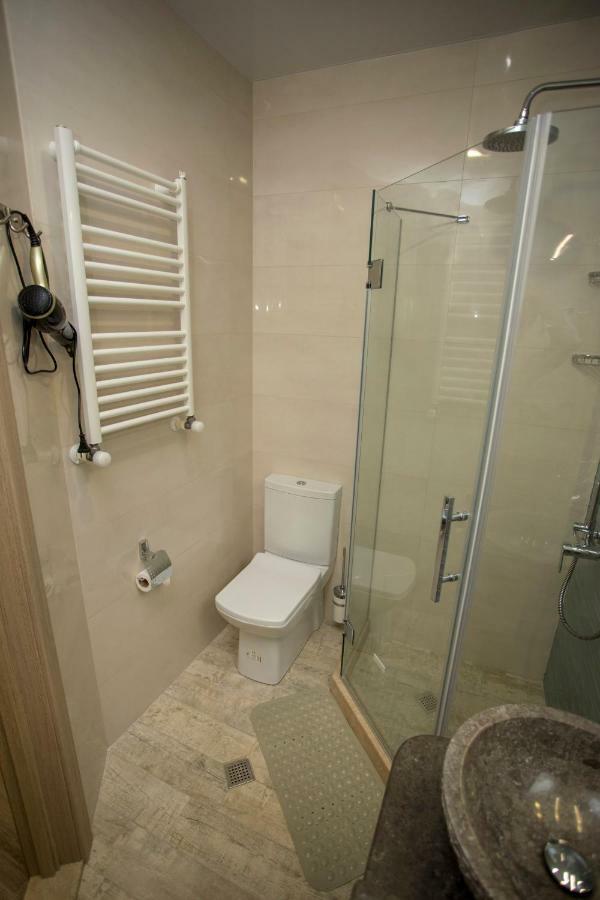 באטומי Nano'S Exclusive Fashionable Apartment מראה חיצוני תמונה