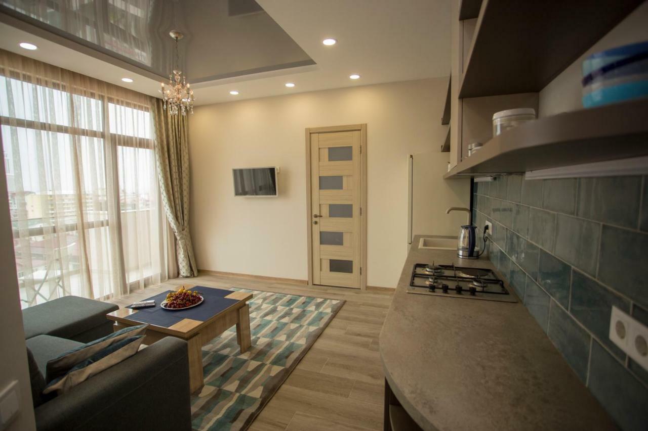 באטומי Nano'S Exclusive Fashionable Apartment מראה חיצוני תמונה