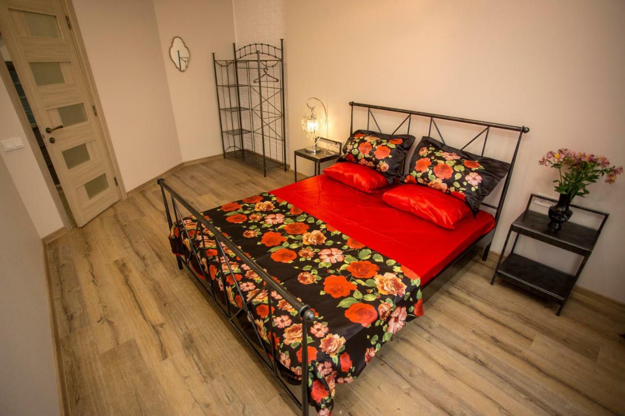 באטומי Nano'S Exclusive Fashionable Apartment מראה חיצוני תמונה