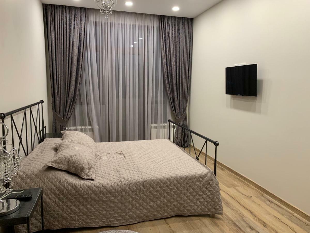 באטומי Nano'S Exclusive Fashionable Apartment מראה חיצוני תמונה
